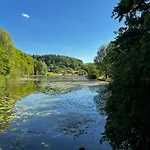 Schieferterrasse - Waldsee - *