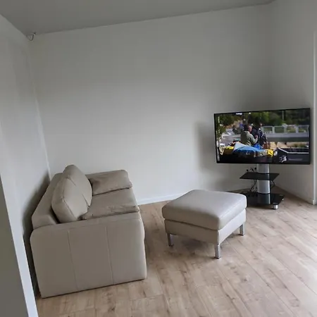 Schieferterrasse - Waldsee - *