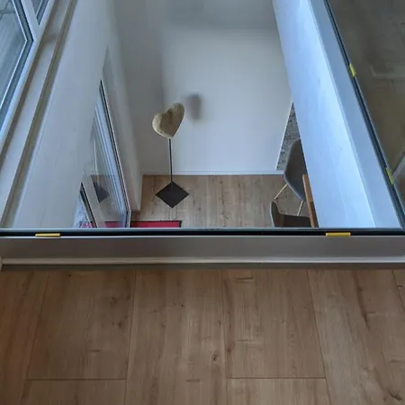 Schieferterrasse - Waldsee - *