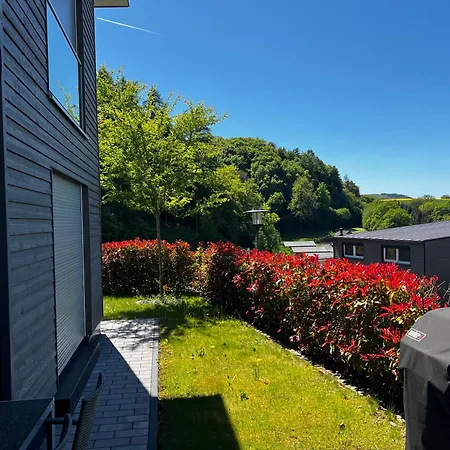 Ferienhaus Schieferterrasse - Waldsee -