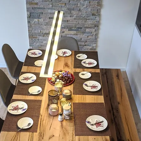 Schieferterrasse - Waldsee - *