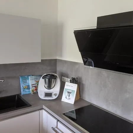 Schieferterrasse - Waldsee - *