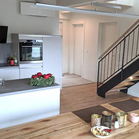 Nyaraló Schieferterrasse - Waldsee -