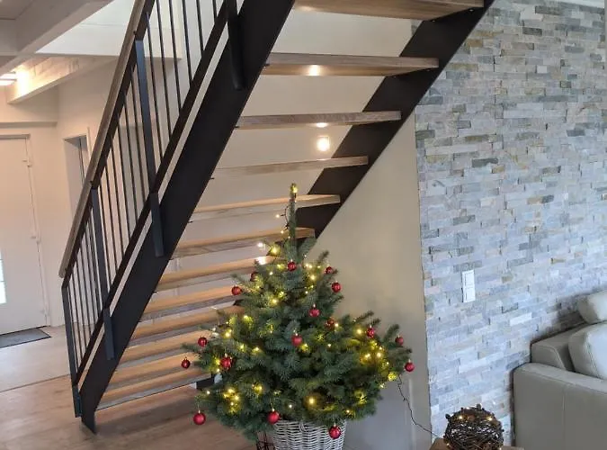 Schieferterrasse - Waldsee - * Rieden